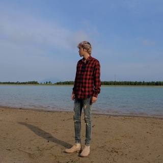 Sơ mi Flannel rách TheMaze