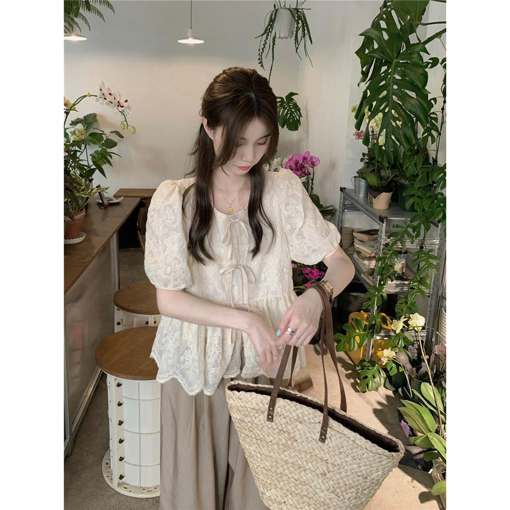 Bộ Áo Sơ Mi Ngắn Tay Thêu Hoa + Quần Ống Rộng Lưng Cao Xinh Xắn 62373