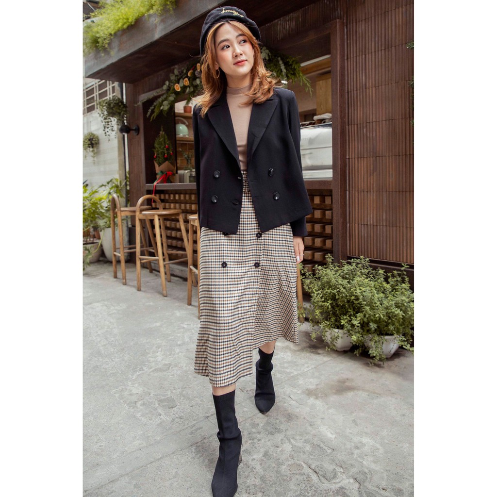 [Mã FASHION10KP giảm 10K đơn 50K] Chân váy midi karo vàng phối khuy đen đai bọc 0CV2032 ADORE DRESS | BigBuy360 - bigbuy360.vn