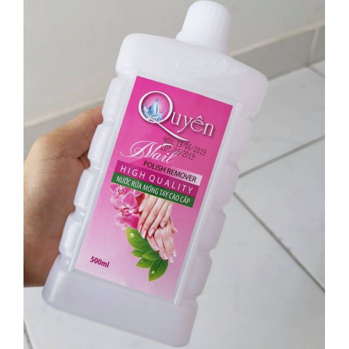 nước rửa móng tay aceton Quyên 500ML