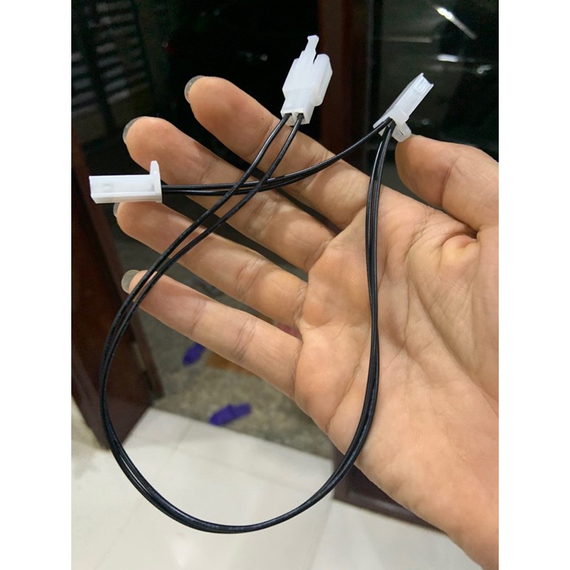 Jack chia khay đảo máy ấp trứng