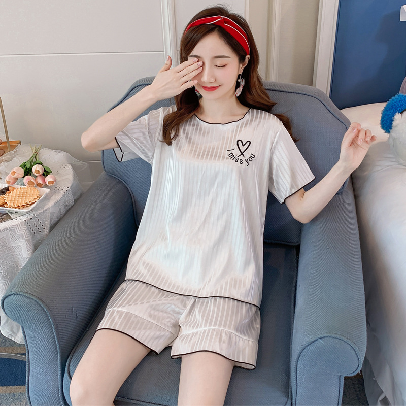 Bộ Đồ Ngủ Lụa Satin 2 Chi Tiết Cho Nữ