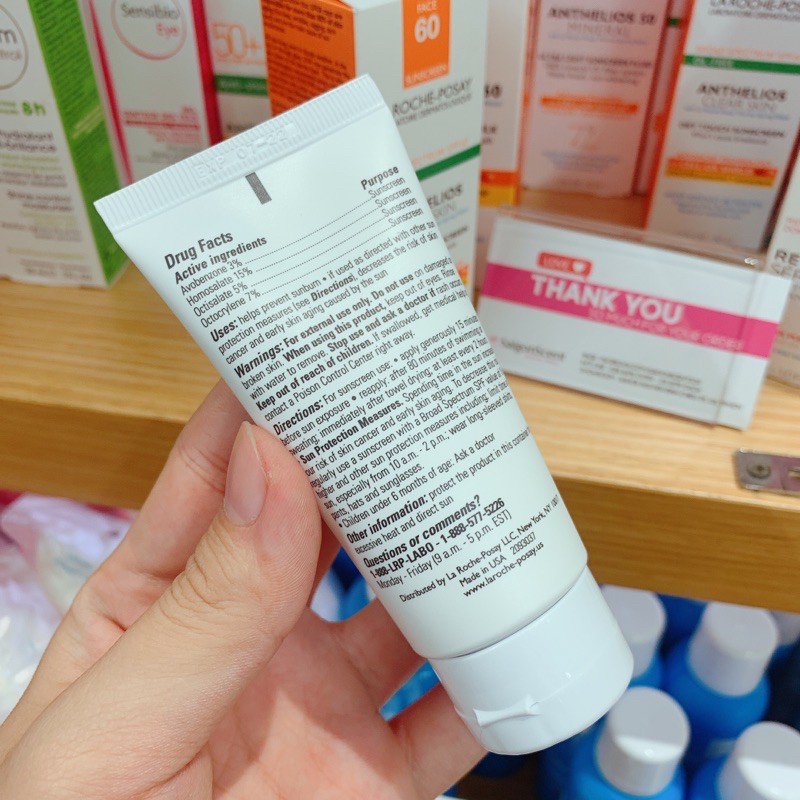 Kem chống nắng La Roche Posay Anthelios Clear Skin Dry Touch Sunscreen SPF 60 ( 50mL )