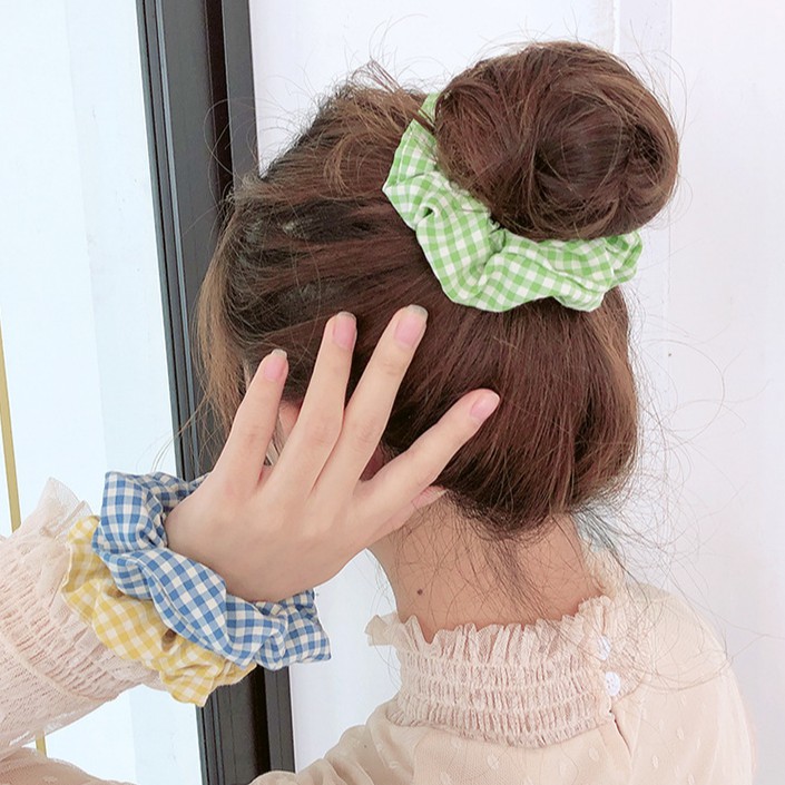 [Mã FAGOGO giảm 12% đơn 99K] Scrunchies chun cột, buộc tóc hoạ tiết kẻ caro loại đẹp | WebRaoVat - webraovat.net.vn