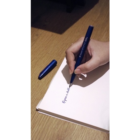 Bút Viết Thư Pháp Pentel Sign Brush 12 Màu Cơ Bản