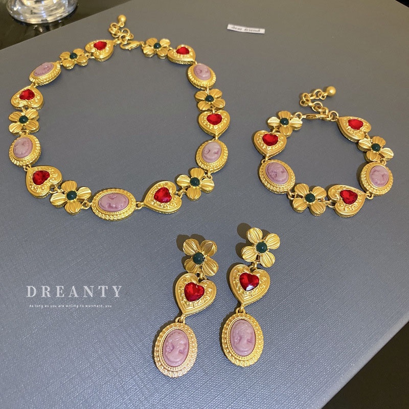 Dây Chuyền Mặt Hình Hoa Đính Đá Phong Cách Thời Trung Cổ Mới