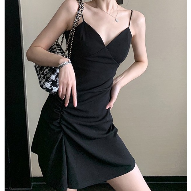Váy 2 dây body đen nhún eo sexy chất liệu mềm mại | BigBuy360 - bigbuy360.vn