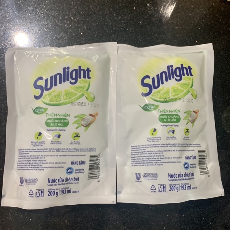 Nước rửa chén Sunlight muối khoáng &amp; lô hội 200g