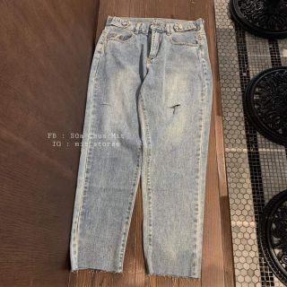 Quần baggy jean rách gối