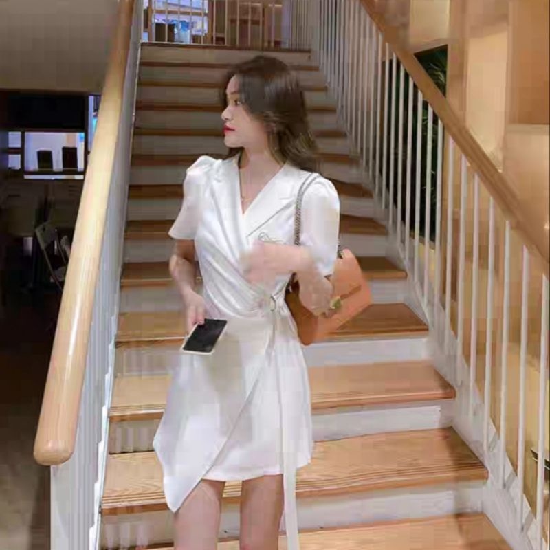 Đầm vest thắt đai Taobao ( ko kèm cài áo)