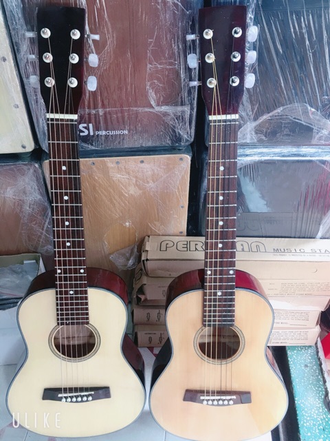 Guitar acoustic mini 1/2