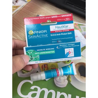 Bút loại bỏ mụn khẩn cấp Garnier
