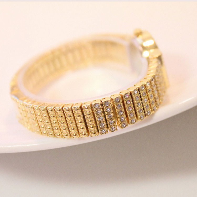 ĐỒNG HỒ NỮ BS  MẶT VÀ DÂY ĐÍNH ĐÁ SANG TRỌNG QUÝ PHÁI