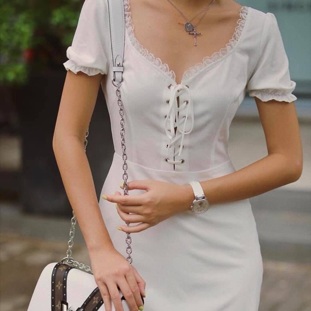 Váy trắng Chipu