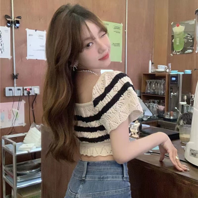 Áo Thun Dệt Kim Tay Ngắn Cổ Vuông Họa Tiết Kẻ Sọc Thời Trang Mùa Hè Hàng Mới Dành Cho