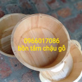 Ngâm chân làm nail