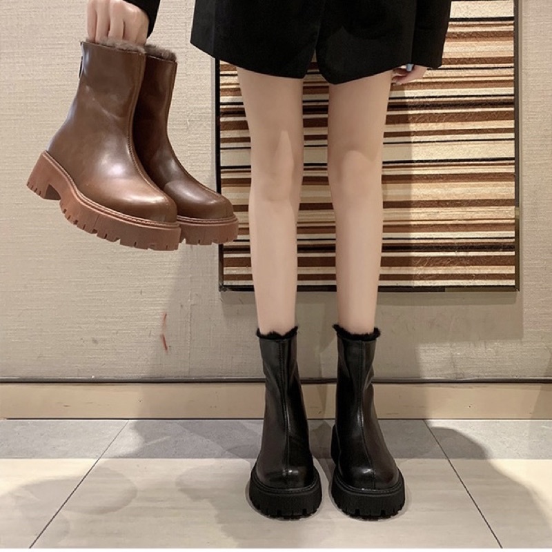 Boots ulzzang cổ ngắn da trơn đế cao 5cm có lót lông
