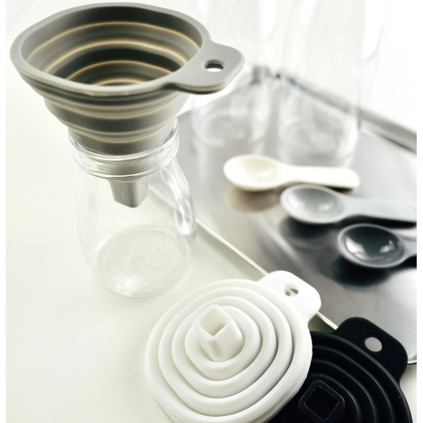 Phễu silicone có thể gấp gọn Hàng Nhật Chính Hãng