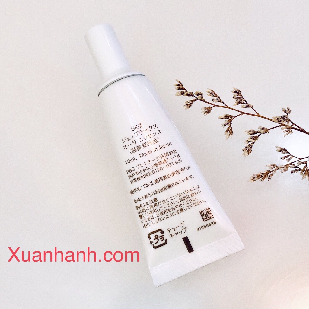 Tinh chất SKII Genoptics Aura Essence trắng đều và căng mọng, rạng rỡ làn da.