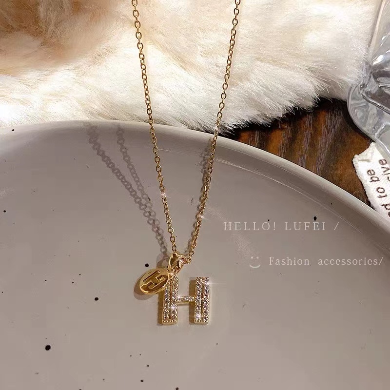 Vòng Cổ Hai Lớp Mặt Chữ H Bằng Thép Titan Chống Phai Màu Phong Cách Âu Mỹ Mới Phổ Biến