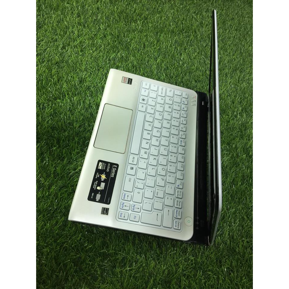 Laptop mini Sony vaio SVE11 E2-1800 Ram 4gb HDD 320gb cạc rời ~2gb màn 11.6".zin tặng fui chuột không dây,túi thời trang | BigBuy360 - bigbuy360.vn