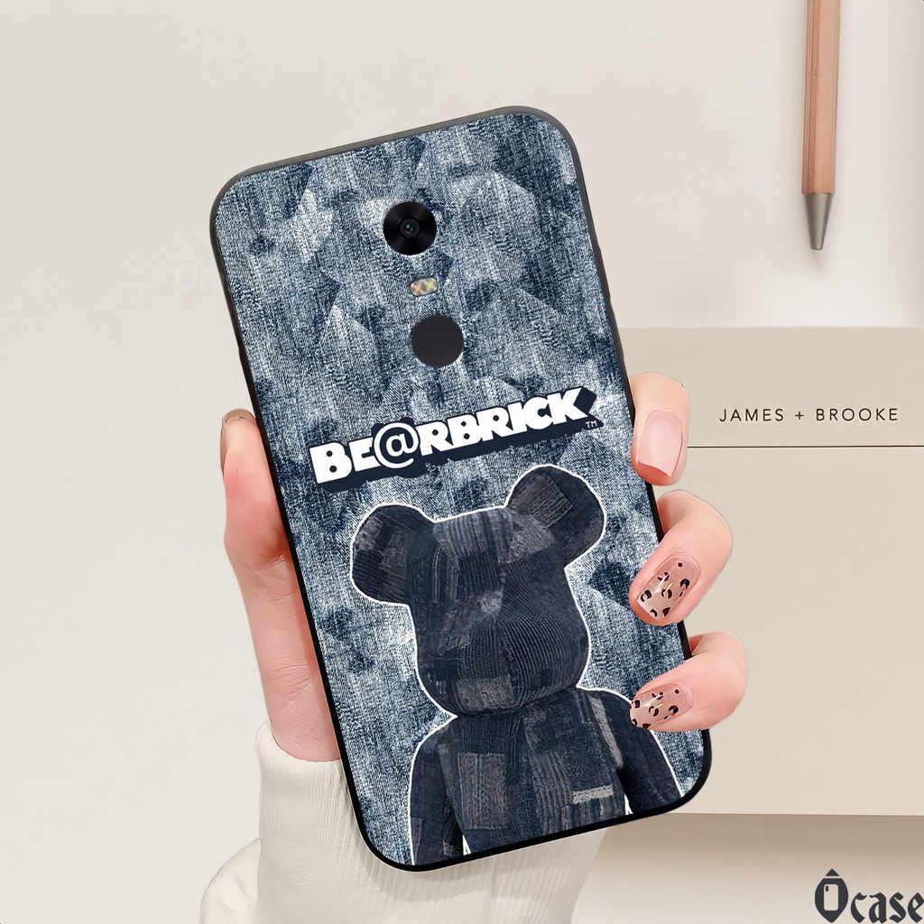 Ốp lưng Xiaomi Redmi 5 Plus in hình gấu  cạnh viền vuông có bảo vệ camera