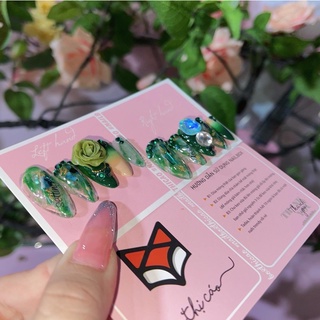 Nails Box thiết kế tone xanh lá