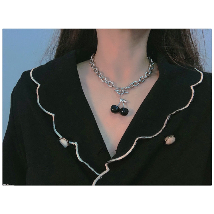 Vòng Cổ Choker Mặt Hình Quả Cherry Nhỏ Màu Đen 22455