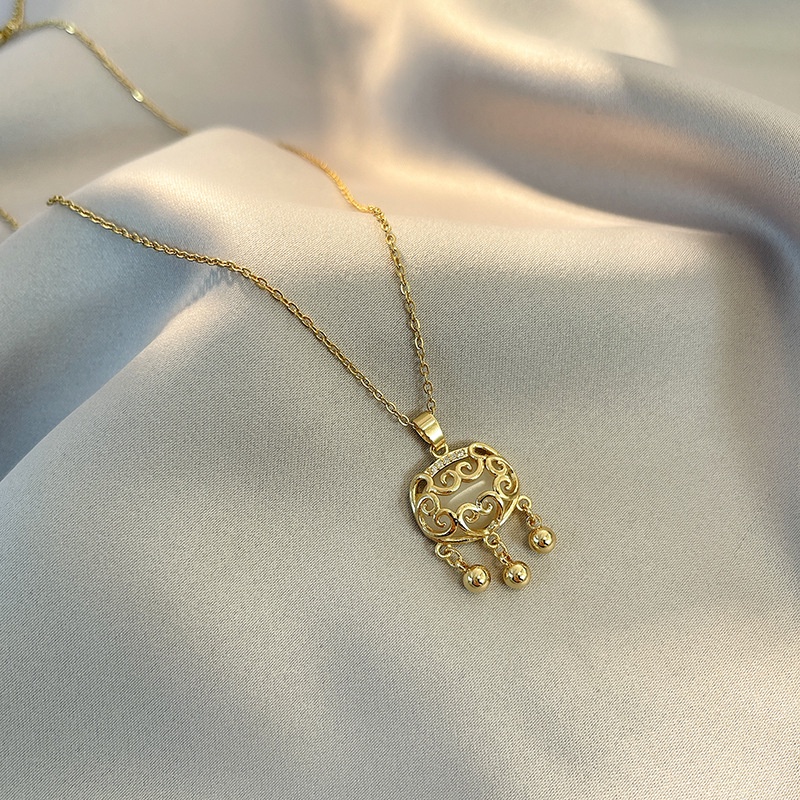 Dây Chuyền Thép Titan Mặt Chuông Nhỏ Xinh Đính Đá Zircon Phong Cách Trung Hoa Cổ Điển Thời Trang