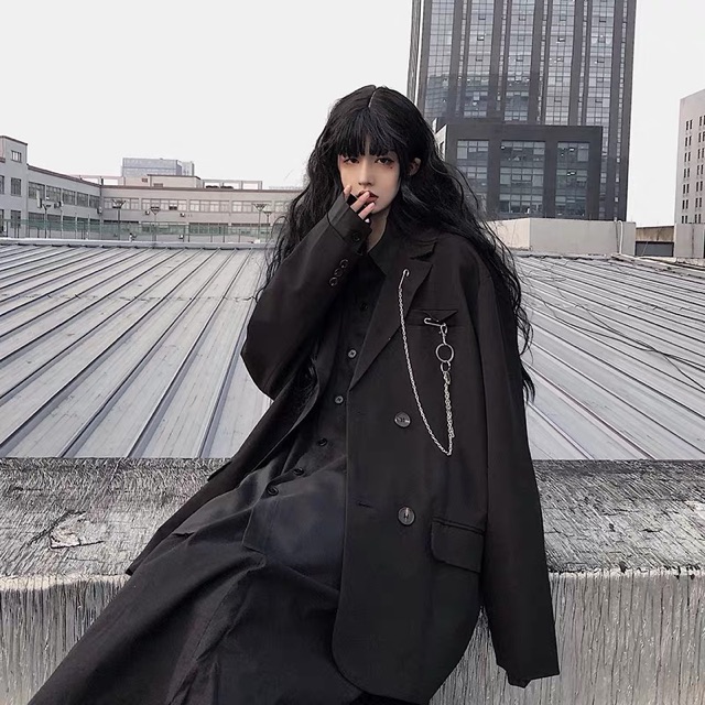 Áo vest đen form suông tặng kèm dây xích | BigBuy360 - bigbuy360.vn