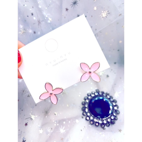 bông tai hoa bốn cánh, khuyên tai hình bông hoa màu sắc phong cách hàn quốc