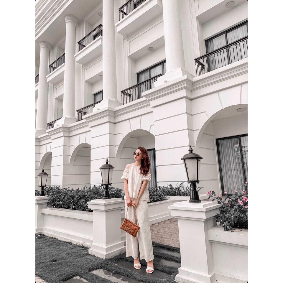 SET ÁO KHOÉT REN + QUẦN SUÔNG REN VIBES