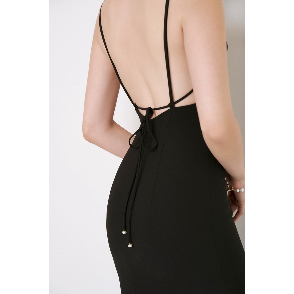 MAVEN - Váy đen ôm dáng dài cut out Rebecca