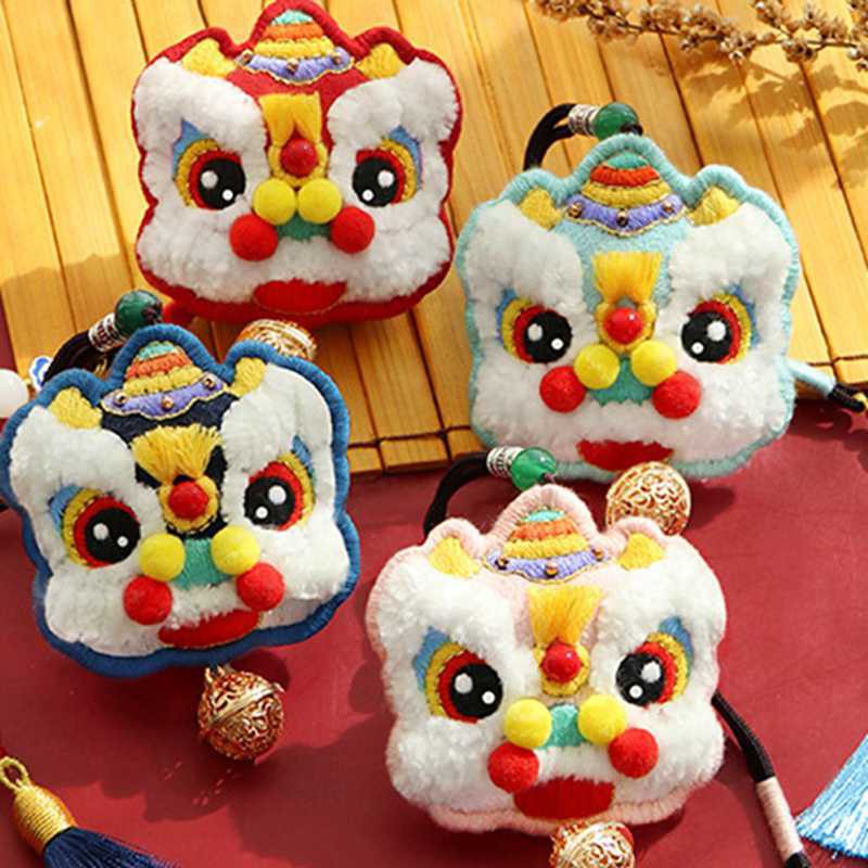 Gói dụng cụ thêu phụ kiện trang trí túi xách DIY | BigBuy360 - bigbuy360.vn