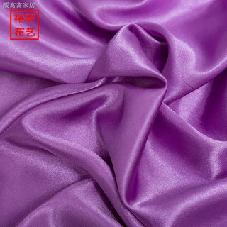 Tấm vải lụa satin trang trí hộp quà