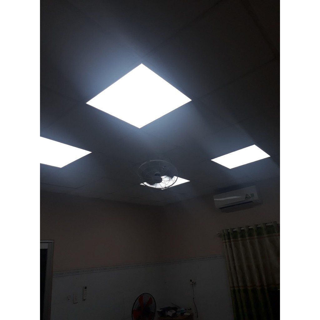 Đèn led âm trần kích thước 600x600 công suất 48W cho công trình văn phòng bh 12 tháng