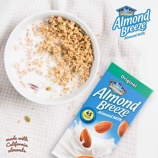 Sữa Hạt Hạnh Nhân ALMOND BREEZE 946ML
