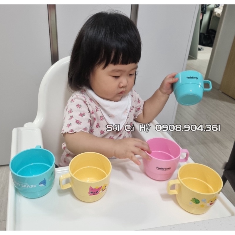 Combo 3 cốc có tay cầm PINKFONG Hàn Quốc cho bé nhựa polyester