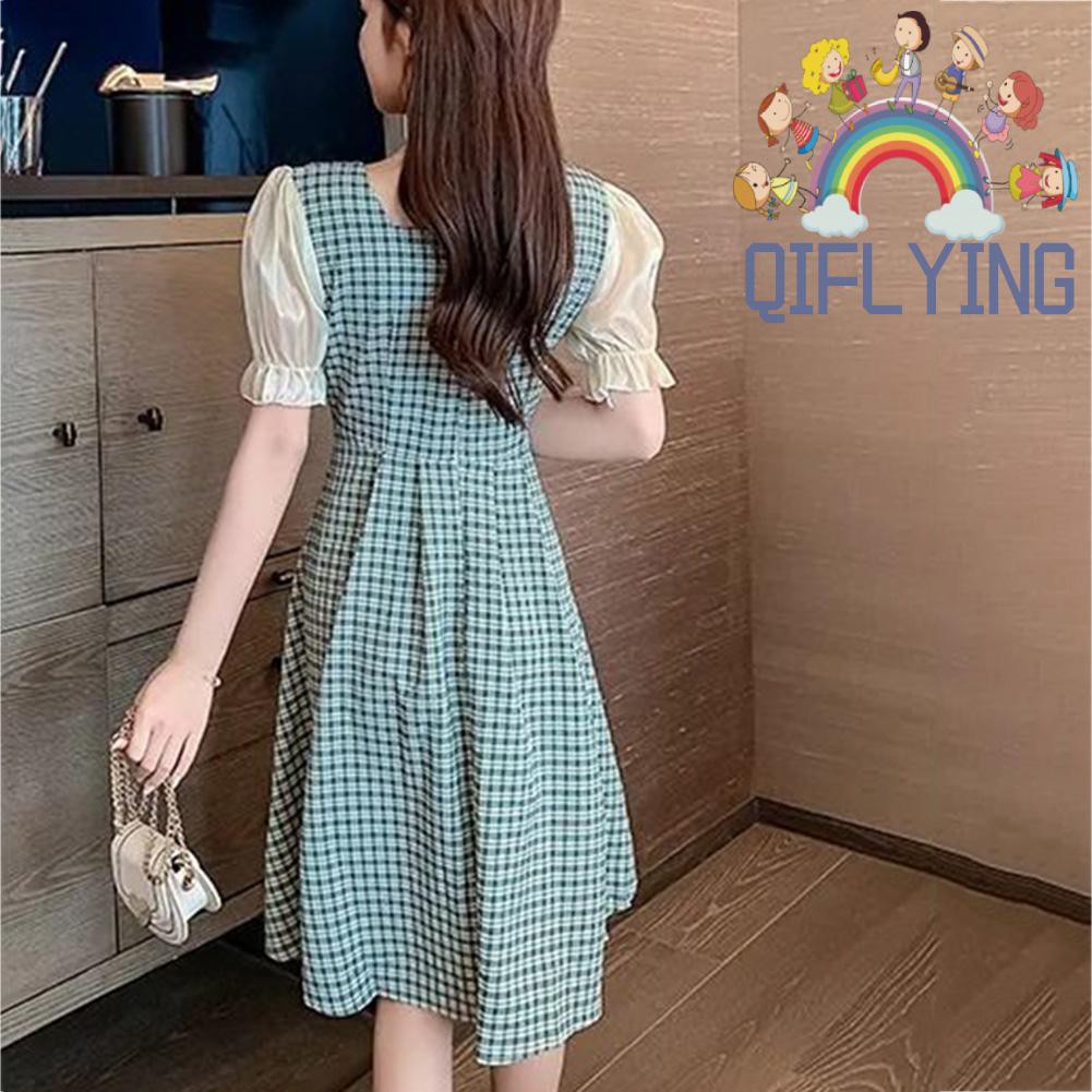 Đầm Nữ Tay Ngắn Cổ Vuông Họa Tiết Caro Thời Trang
