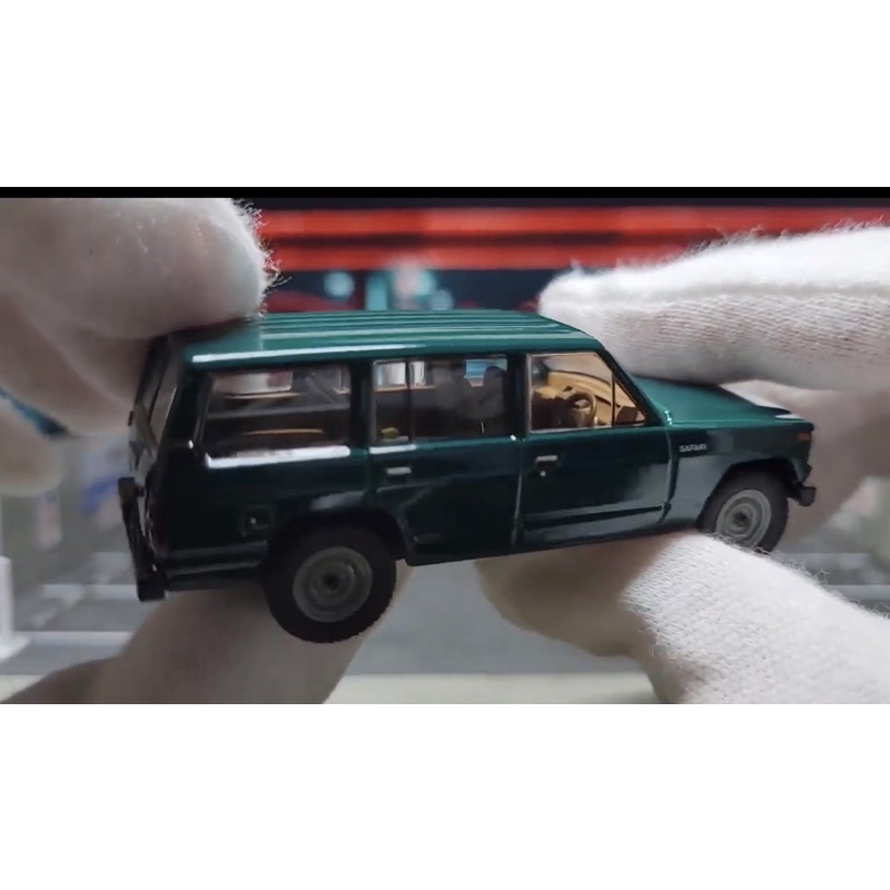 Xe mô hình tomytec lv-n109d  màu xanh lá cây