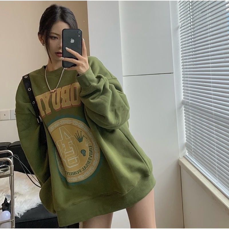 Áo sweater nỉ bông dày dặn màu xanh chi tiết phong cách vintage