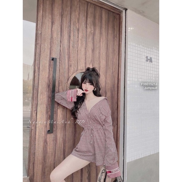 Jumpsuilt sọc phối viền