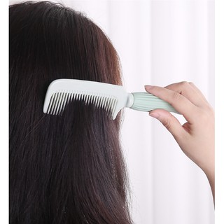 Lược Chải Tóc Cao Cấp Bằng Nhựa Dẻo.