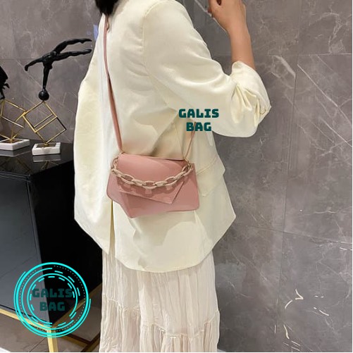 Túi đeo chéo quai xích hình ngũ giác thời trang Hàn Quốc