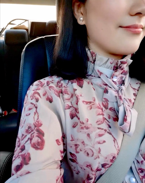 Đầm IU hoa phấn Hotel Del Luna
