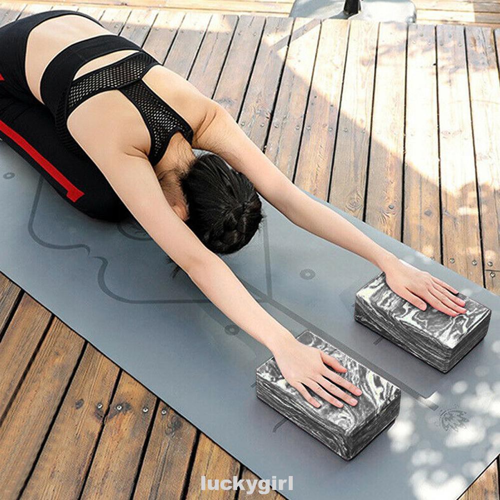 Dụng Cụ Hỗ Trợ Tập Yoga Tiện Lợi