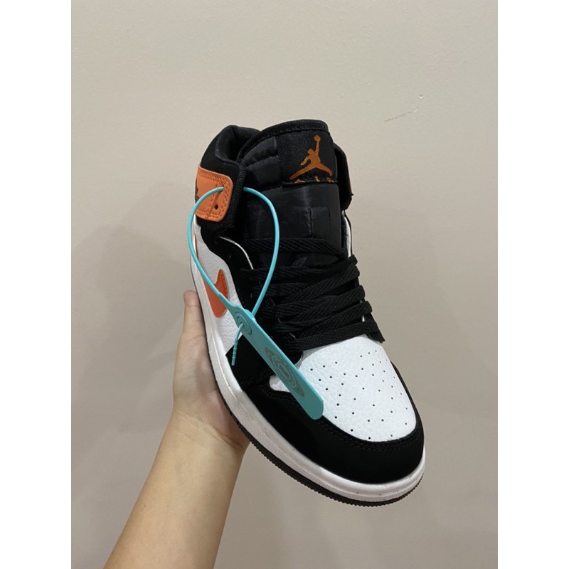 [Mã WAST10K giảm 10K đơn từ 50k] (Fullbox) Giầy Jordan 1 cao cổ đen cam chất đẹp giá rẻ | BigBuy360 - bigbuy360.vn