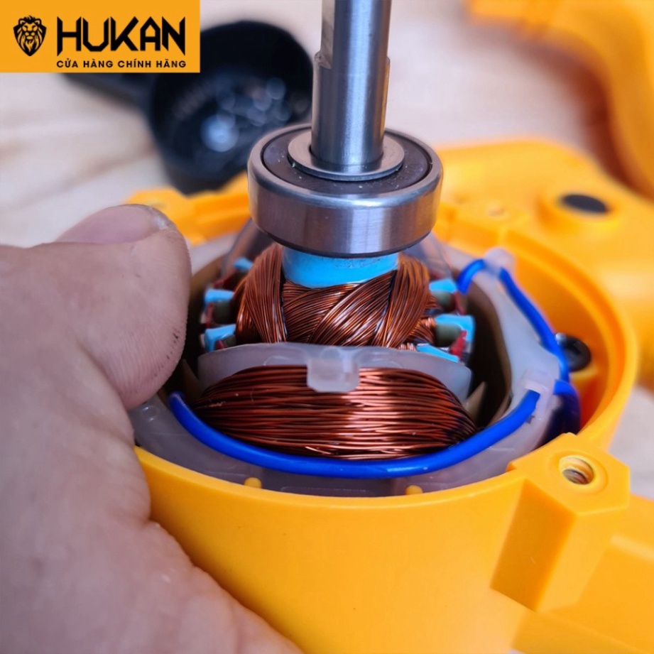 Máy thổi bụi 2 chiều siêu khỏe HUKAN HK-750TB công suất 750W lõi dây đồng 100% có điều tốc 19600 vòng/phút