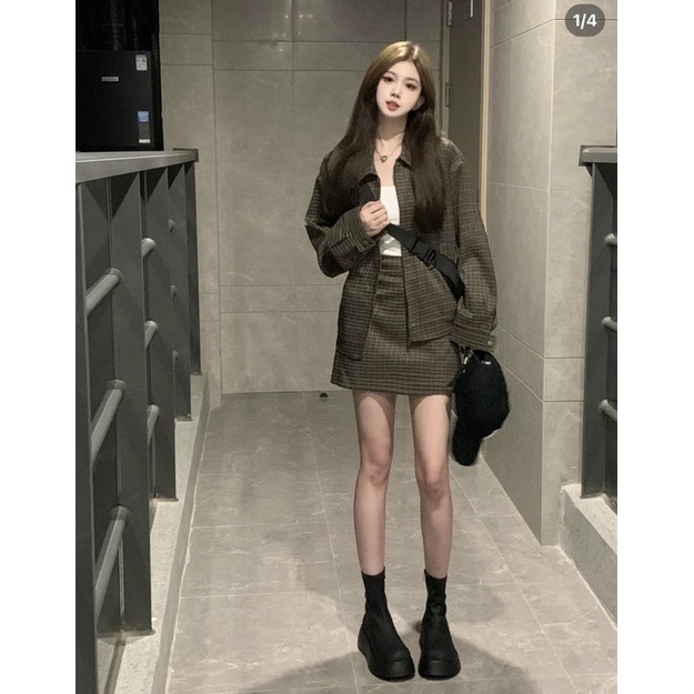 SET ÁO KHOÁC KÉO KÈM ÁO TRẮNG TRONG + CHÂN VÁY CARO NÂU