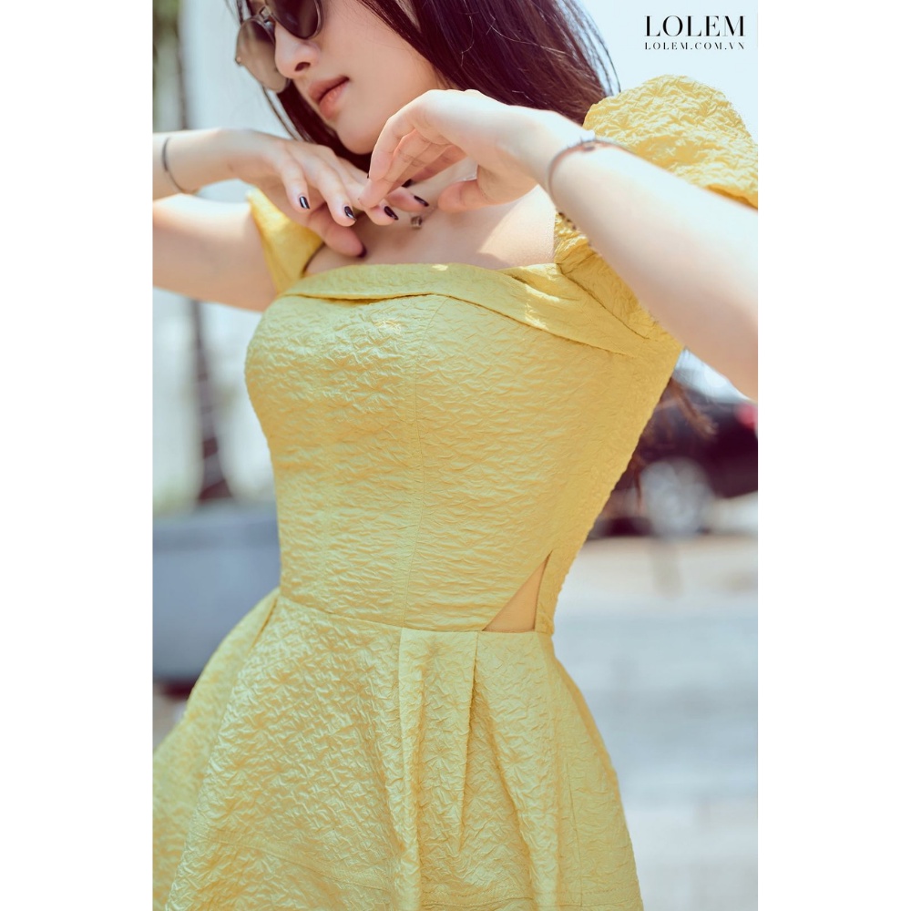 Set áo peplum tay phồng cut-out eo và quần short xốp nhún nữ tính trẻ trung LOLEM CLOTHING SQ043